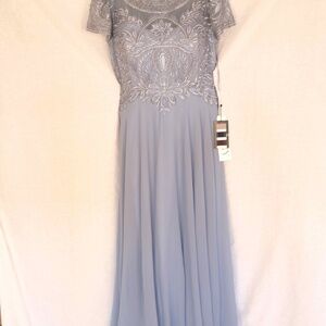 Embroidered Short-Sleeve Chiffon Evening Dress - Light Blue